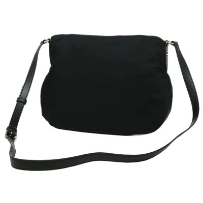 THE PREPPY NYLON MESSENGER